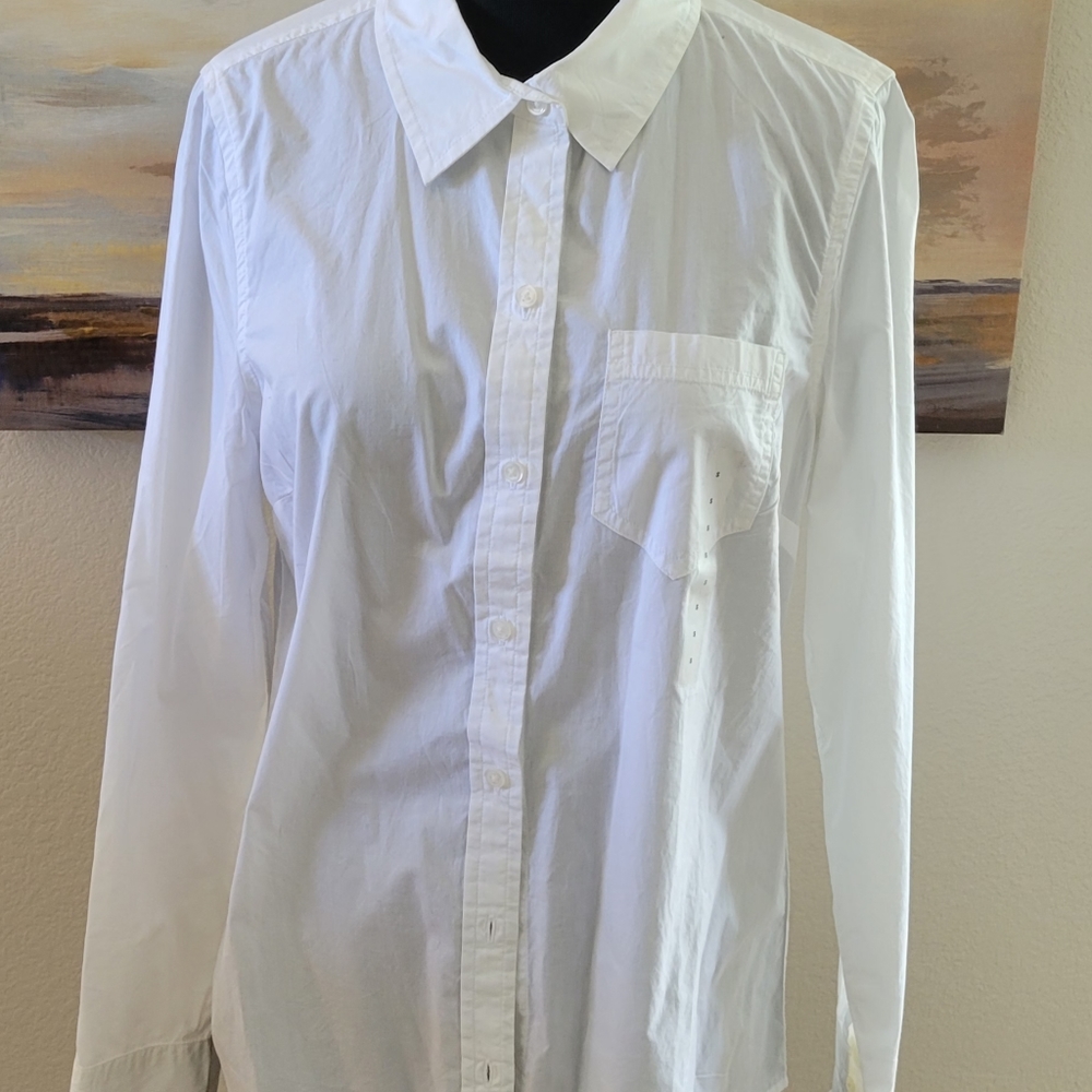 White button down shirt